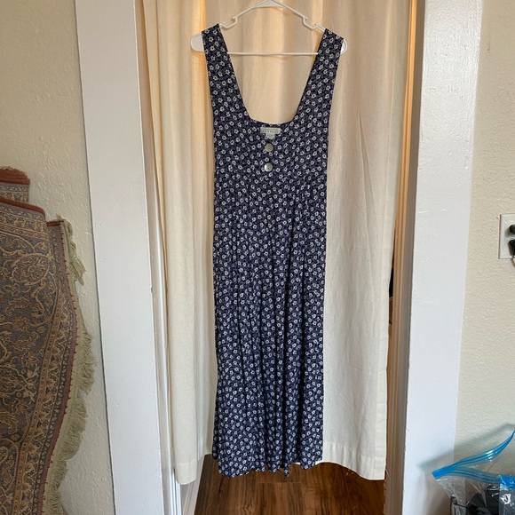 Floral blue and white maxi dress - Picture 6 of 7